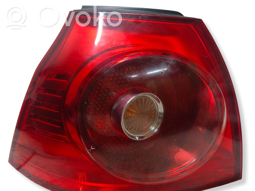 Volkswagen Golf V Luci posteriori 