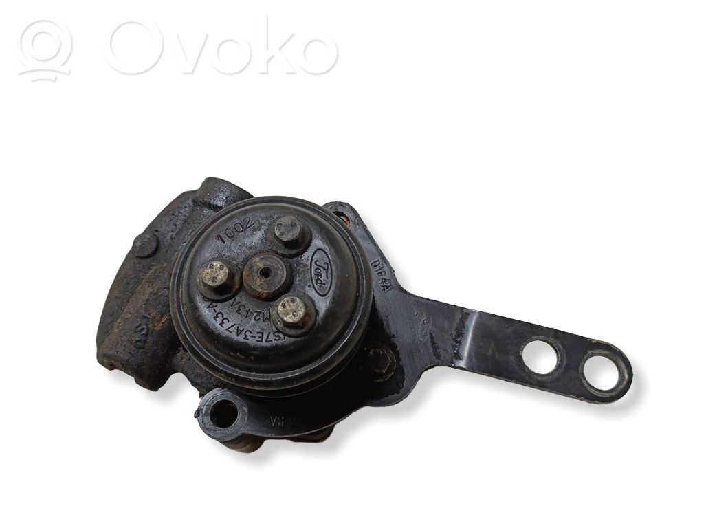 Ford Mondeo Mk III Power steering pump 