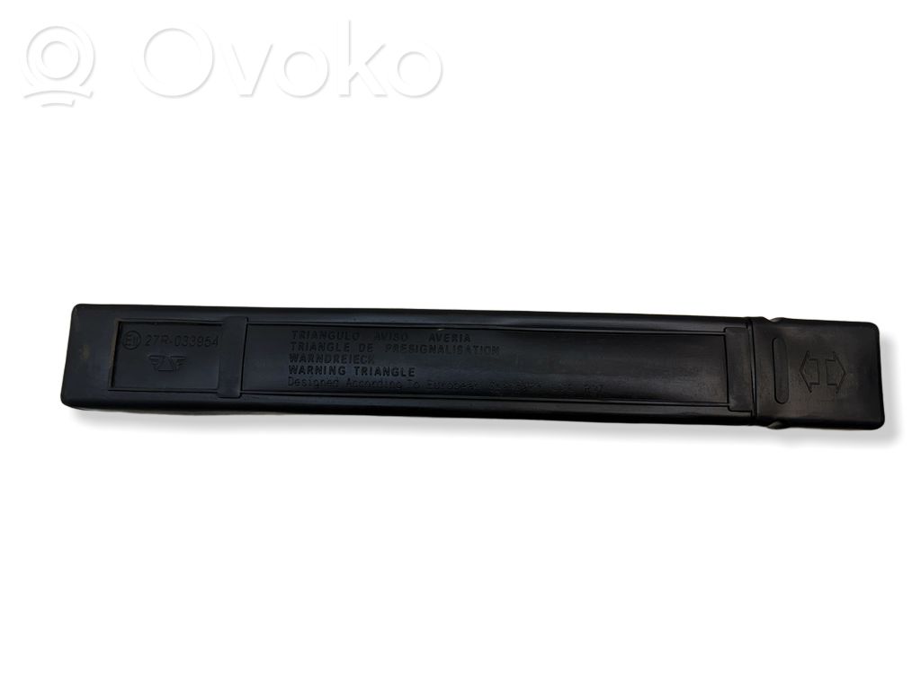 Toyota Avensis T270 Varoituskolmio 