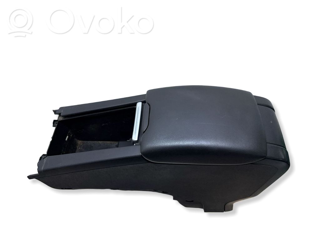 Volvo XC60 Armrest 