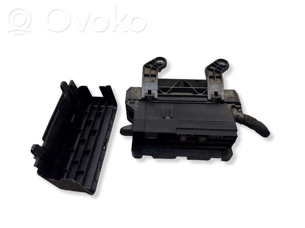 Volvo V40 Fuse module 