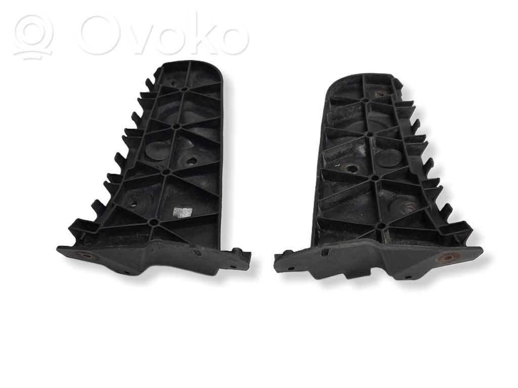 Audi A4 S4 B6 8E 8H Staffa di rinforzo montaggio del paraurti posteriore 