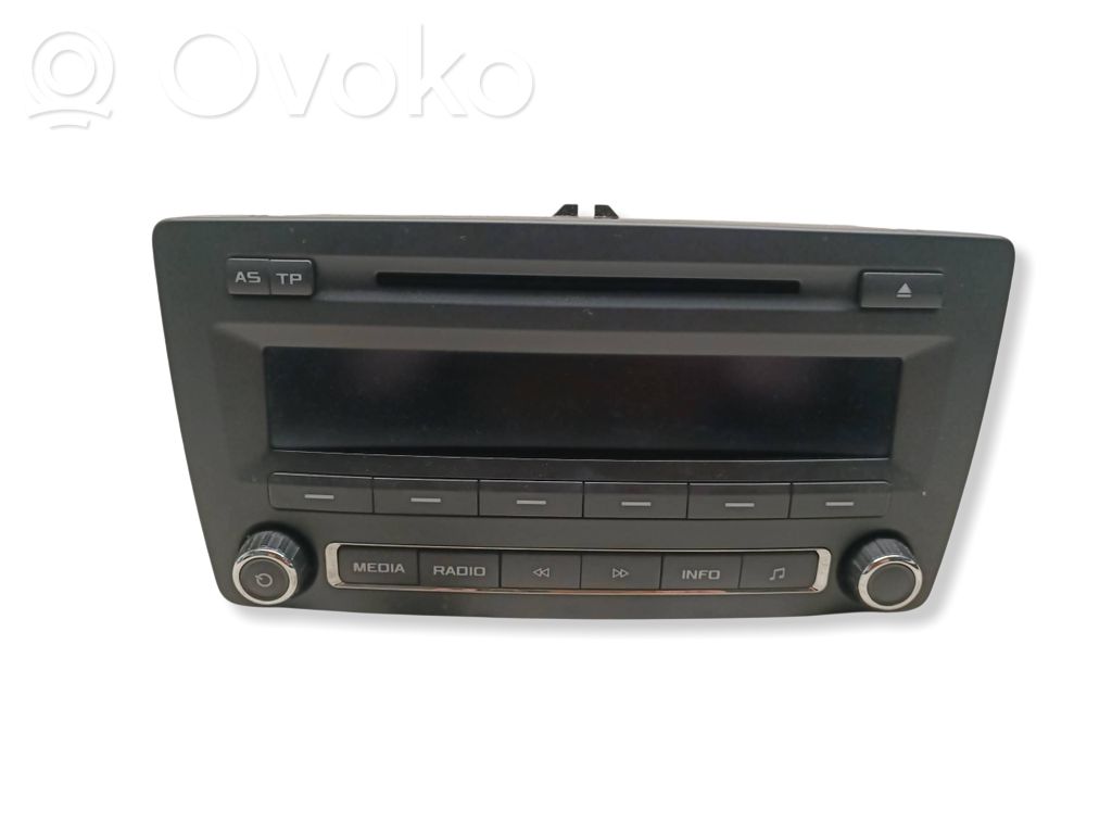 Skoda Yeti (5L) Panel / Radioodtwarzacz CD/DVD/GPS 