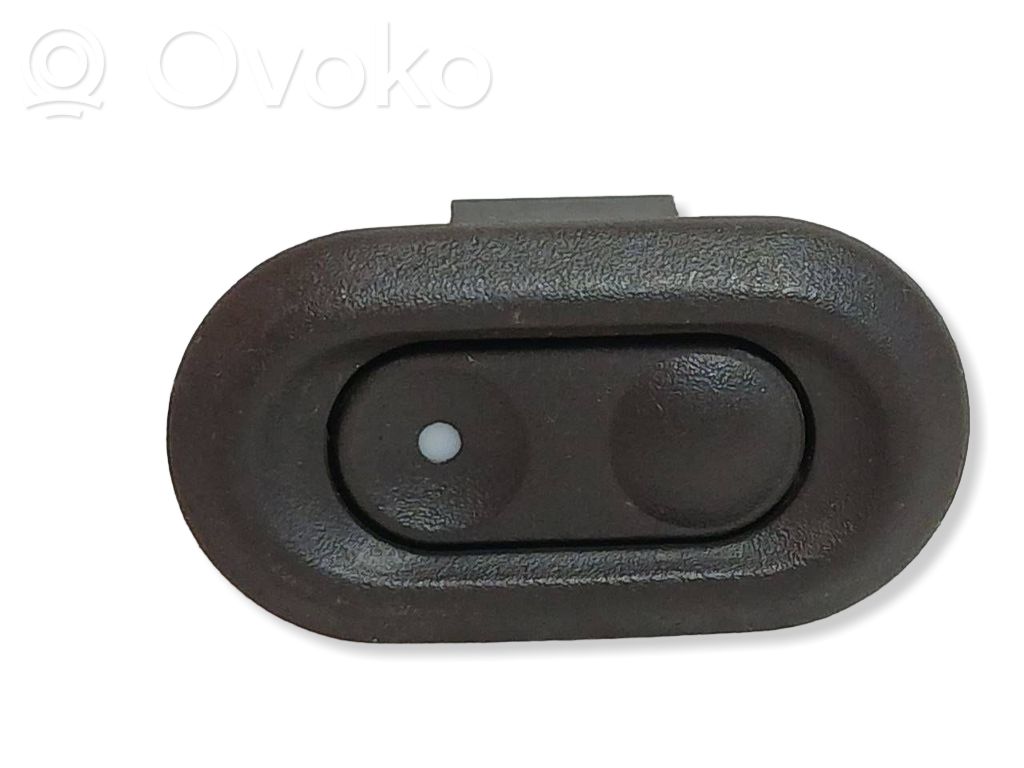 Electric window control switch   90282849,03930240