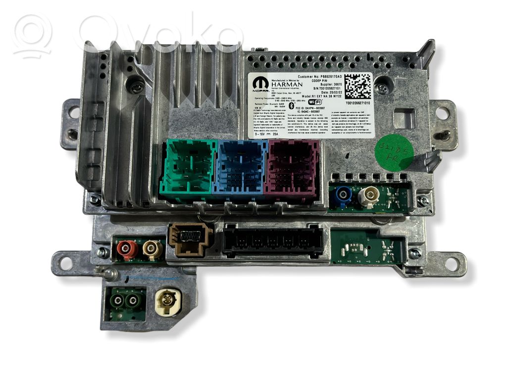 Chrysler Pacifica Unitate principală radio/CD/DVD/GPS 