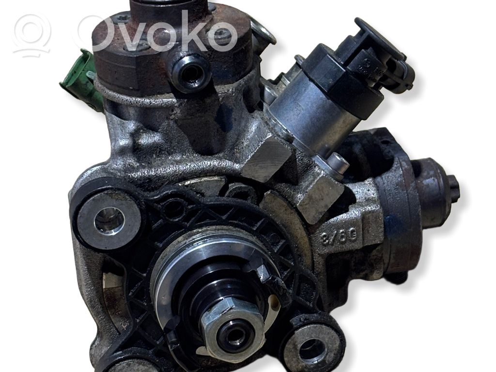 Volvo V70 Fuel injection high pressure pump 