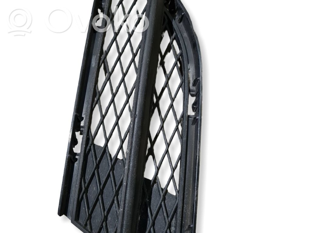 BMW 3 E90 E91 Front bumper lower grill 