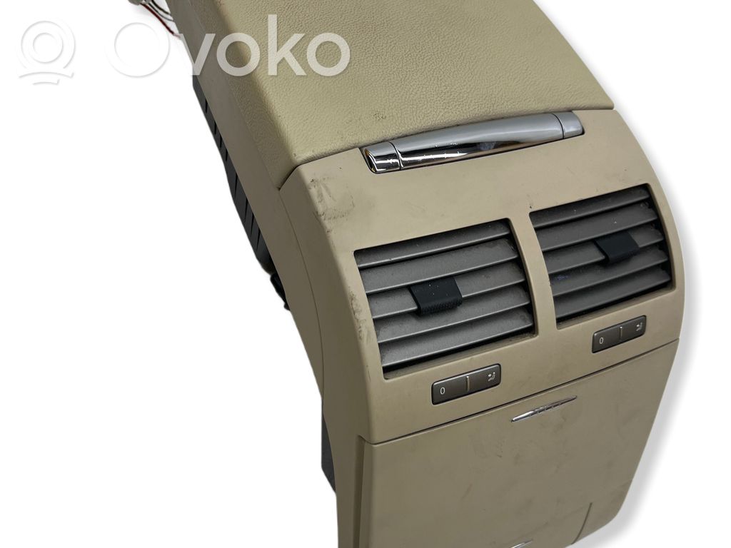 Volkswagen Phaeton Armrest 