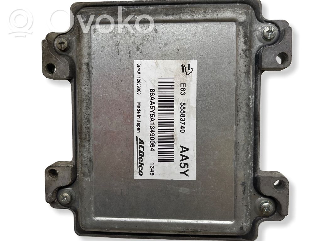 Opel Corsa D Dzinēja vadības bloks 
