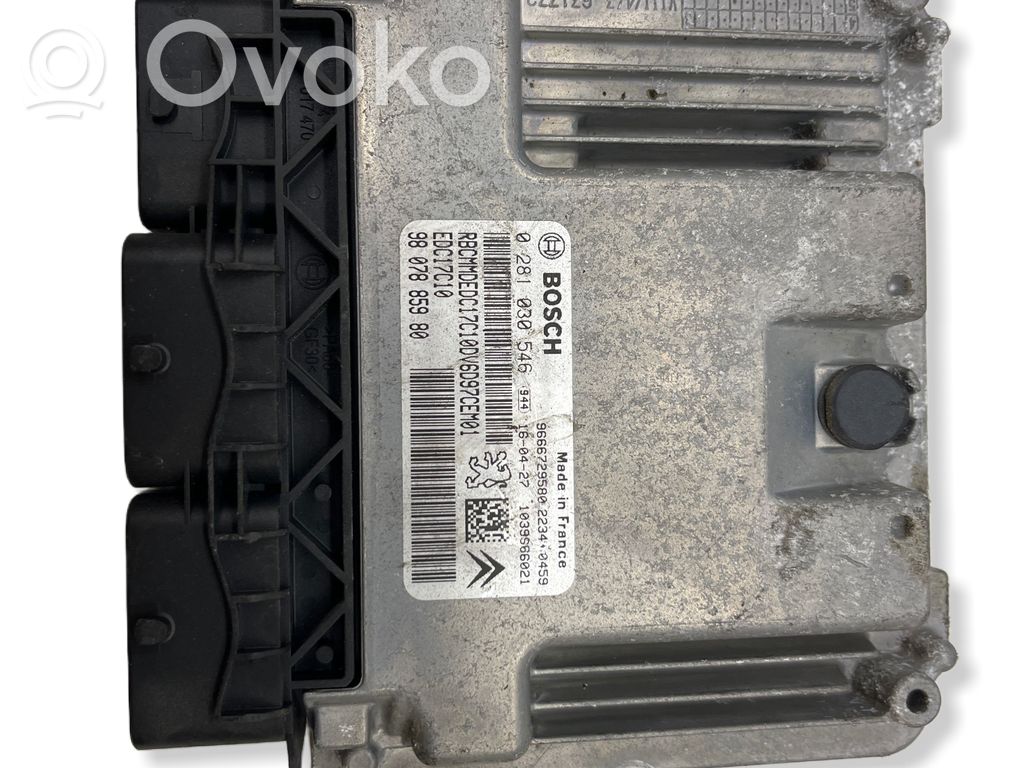 Peugeot 208 I Engine control unit/module 