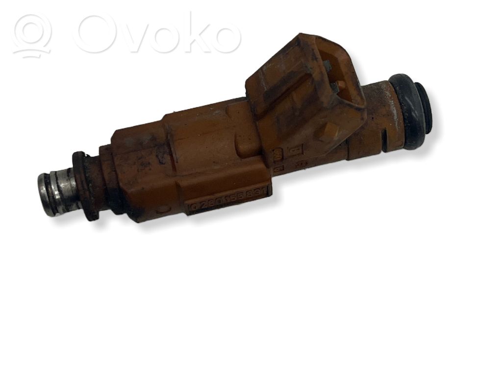 Volvo V70 Fuel injector 