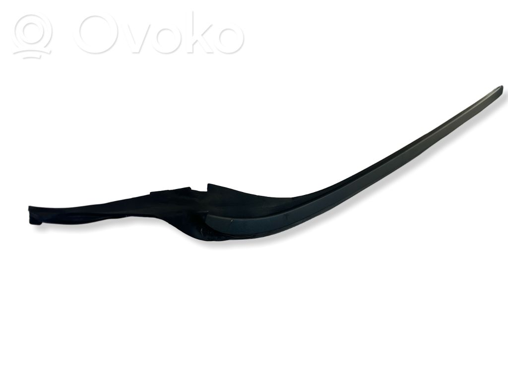 Priekinio stiklo apdaila   31335864