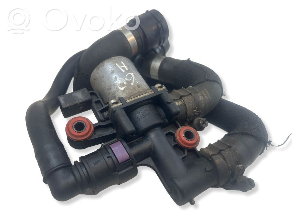 Electric engine pre-heating system (optional)   31368206,207149,31319886,31319888