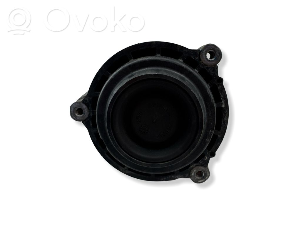 BMW 3 G20 G21 Engine mount bracket 