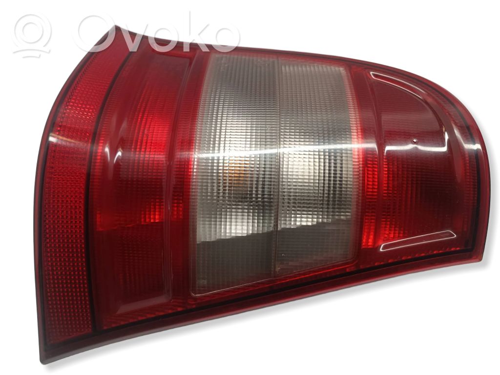 Mercedes-Benz A W168 Lampă spate în caroserie 