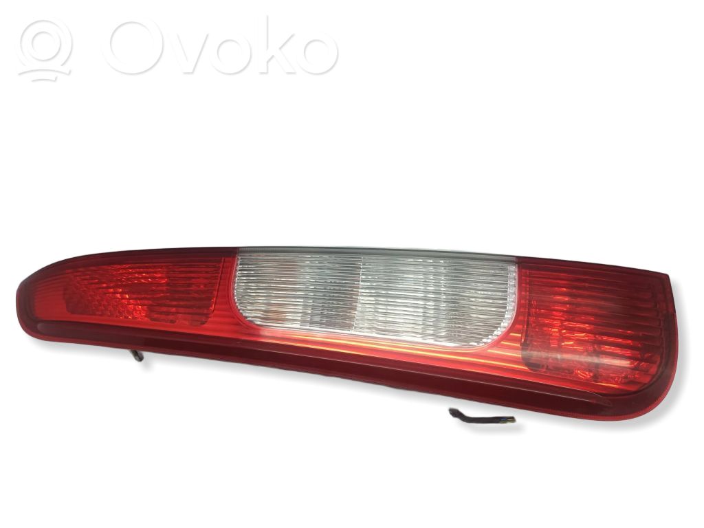 Ford Focus C-MAX Lampă spate în caroserie 