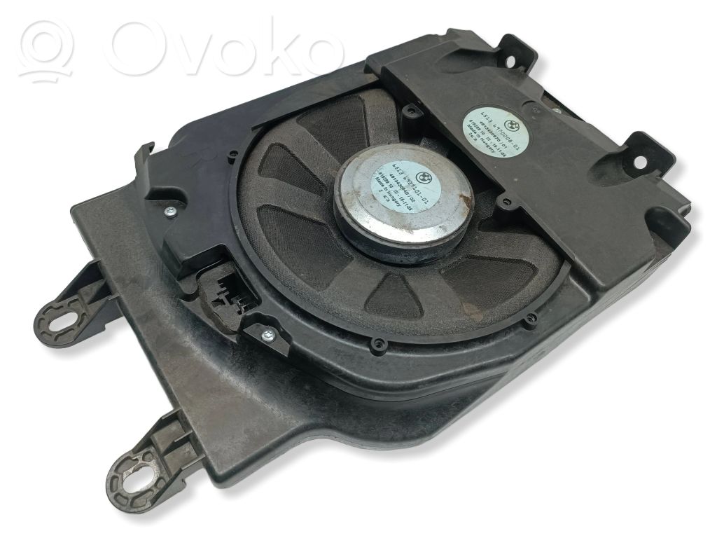 BMW 7 E65 E66 Subwoofer 