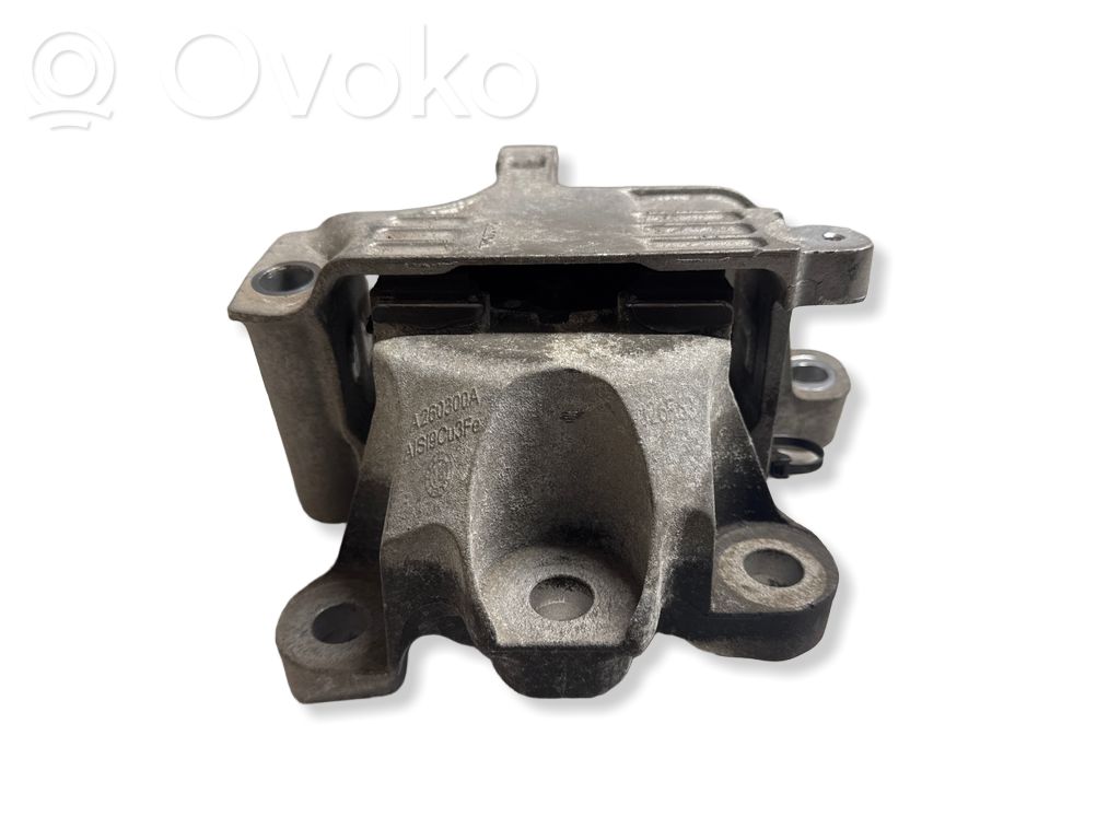 Volvo XC40 Engine mount bracket 