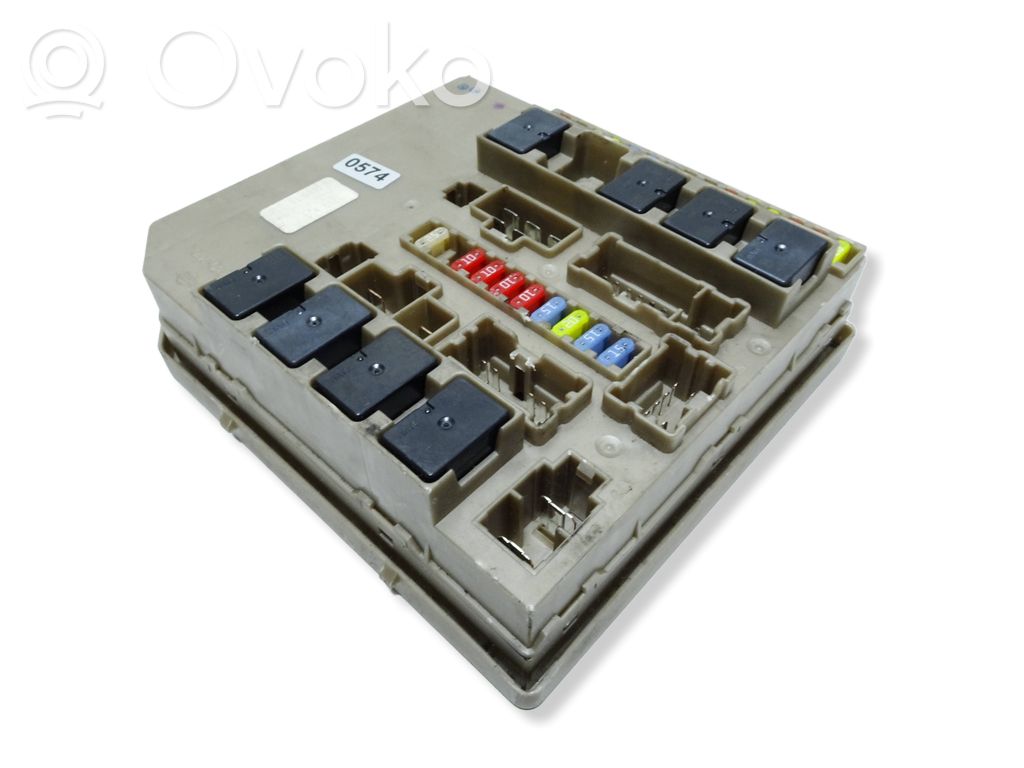 Renault Clio III Fuse module 