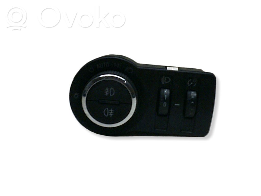 Opel Astra J Light switch 