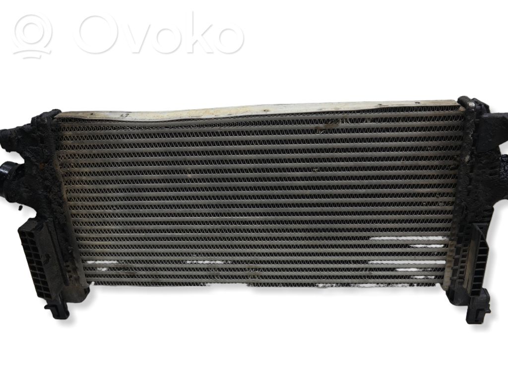 Opel Astra J Interkūlerio radiatorius 