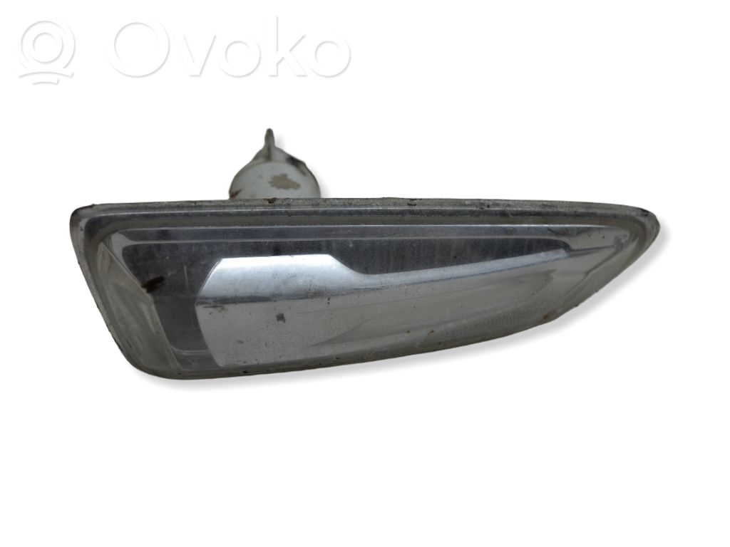 Opel Astra J Front fender indicator light 