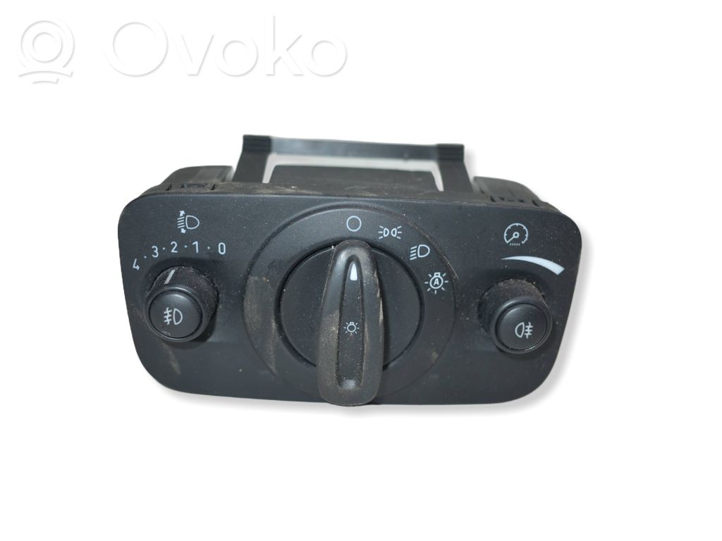 Ford C-MAX II Light switch 