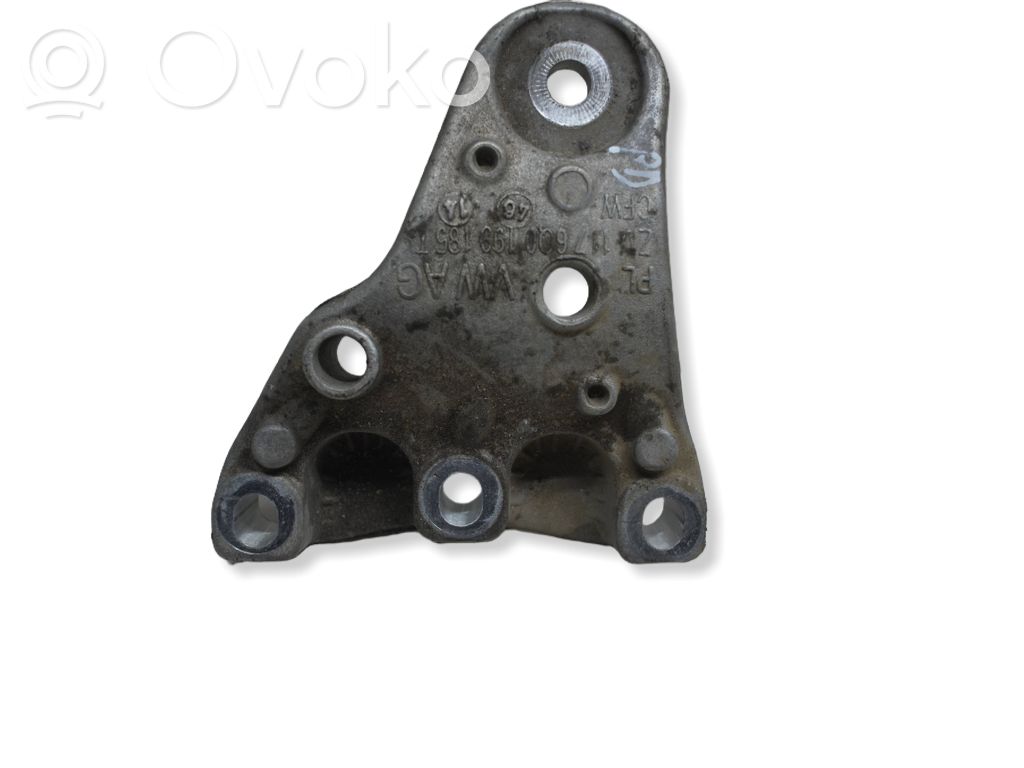Skoda Rapid (NH) Engine mounting bracket 
