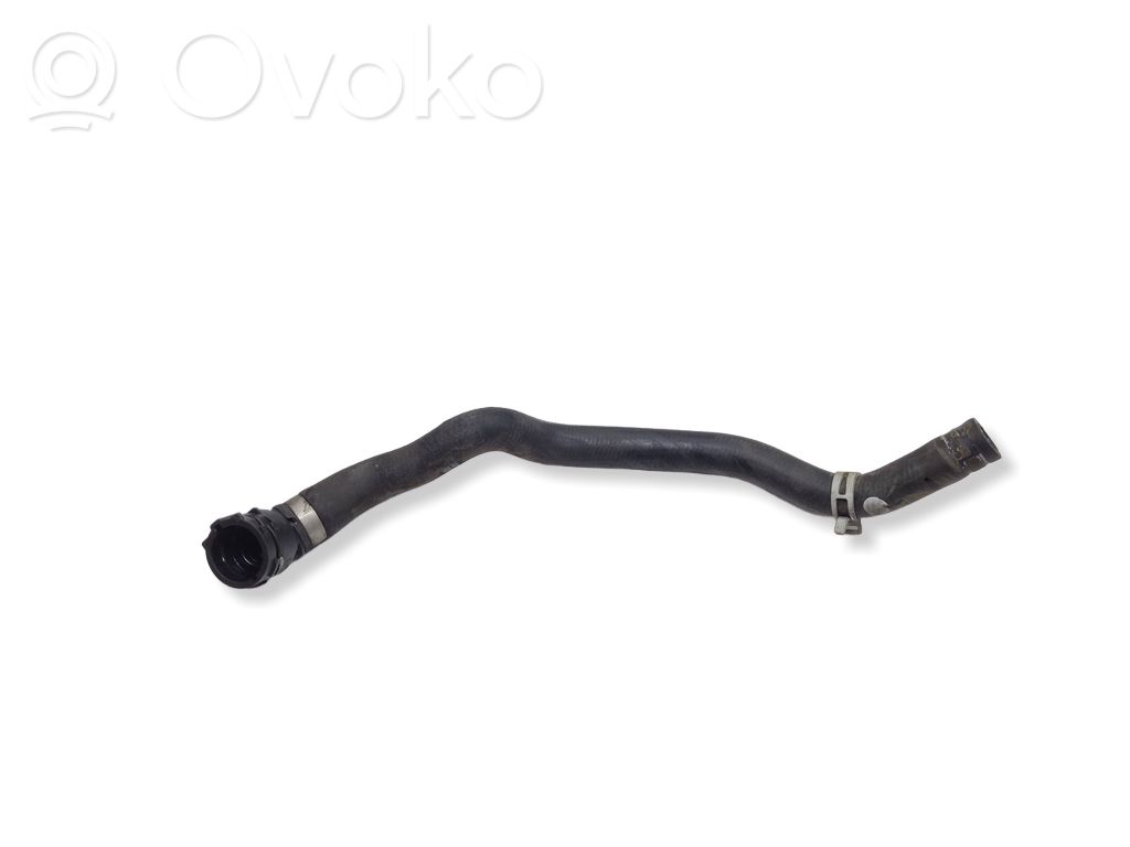 BMW 1 E82 E88 Tubo flessibile del liquido di raffreddamento del motore 