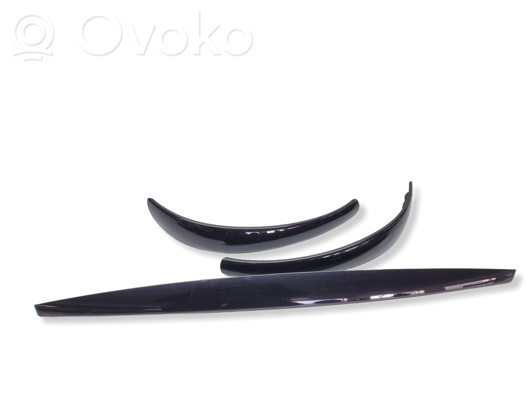 Oviverhoilusarja   6962104,7071273