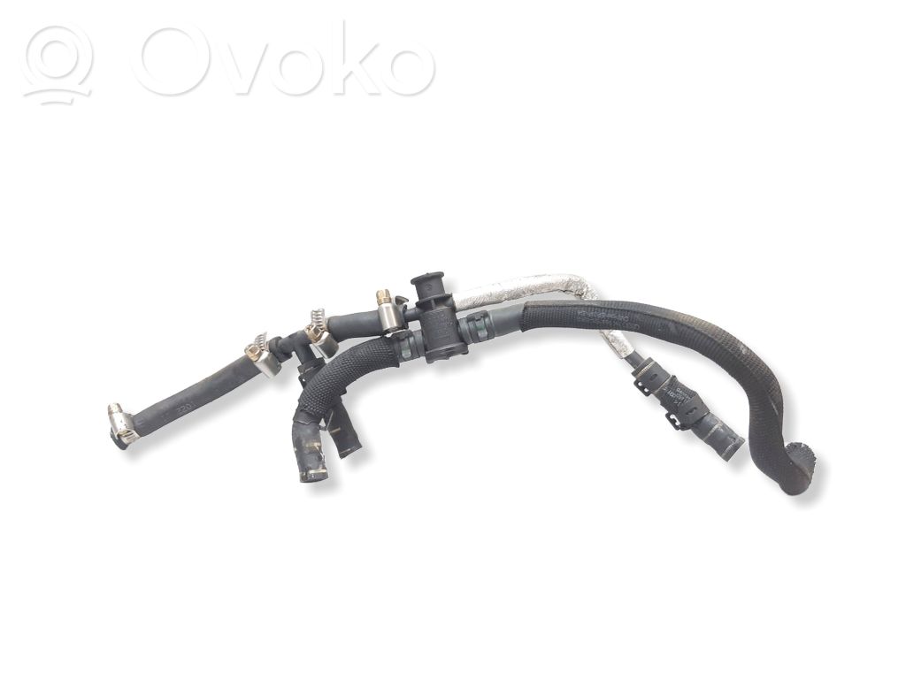 Audi A4 Allroad B8 Engine coolant pipe/hose 