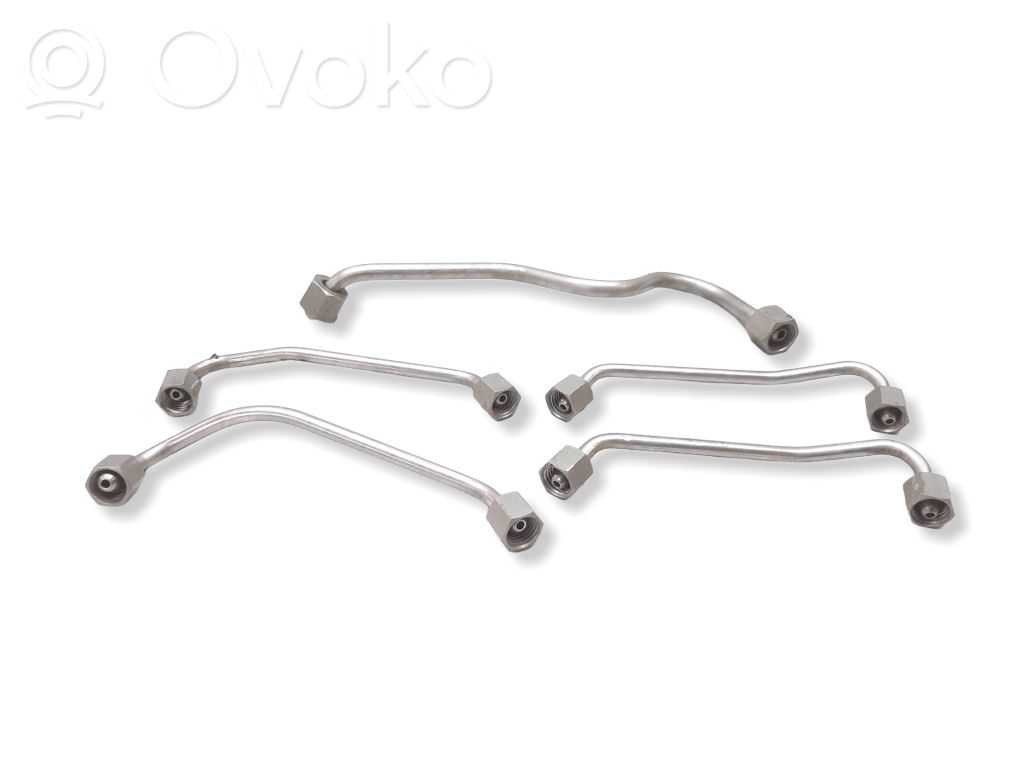 BMW 1 E81 E87 Fuel injector supply line/pipe 