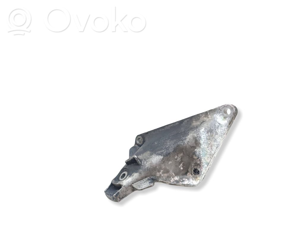 Łapa / Mocowanie silnika   6770005,2216770005