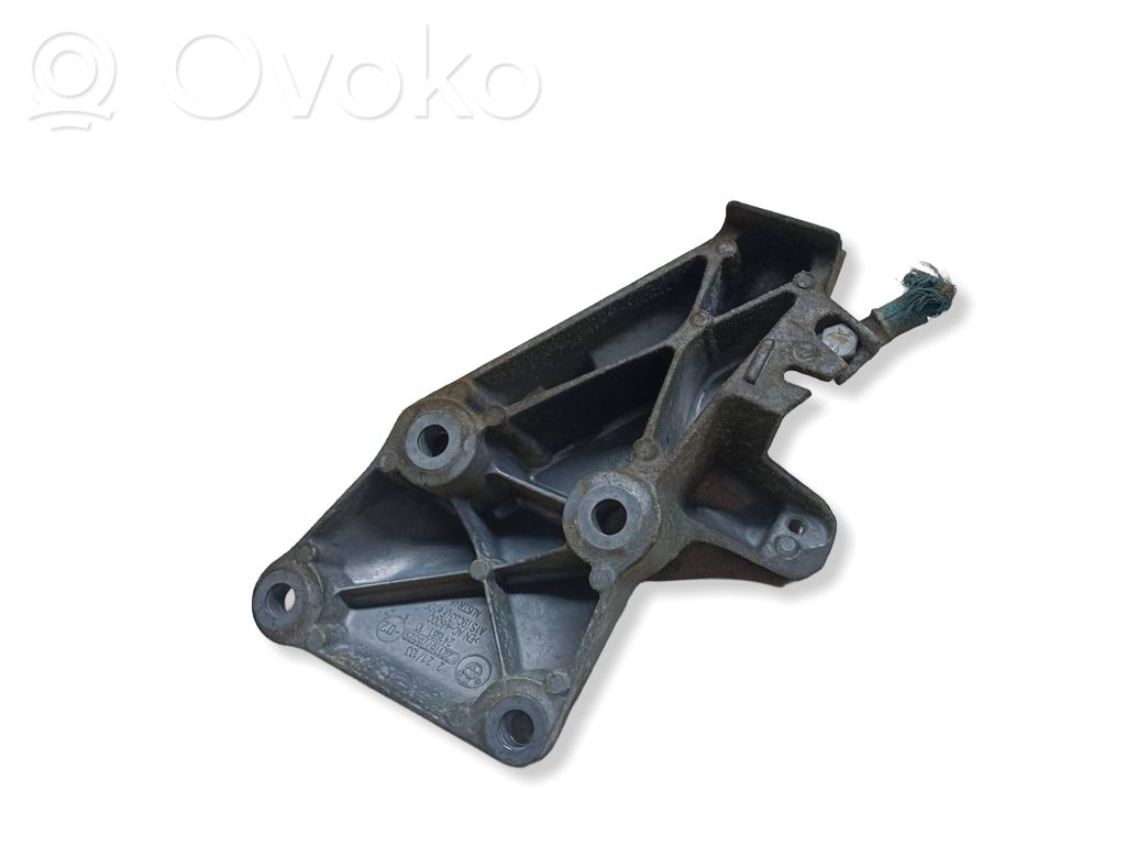 Engine mounting bracket   6776529,22116776529