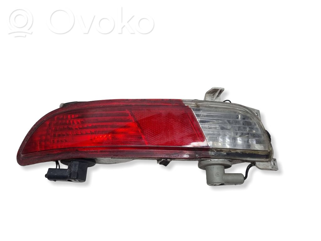 BMW 6 E63 E64 Aizmugures bufera gaisma 