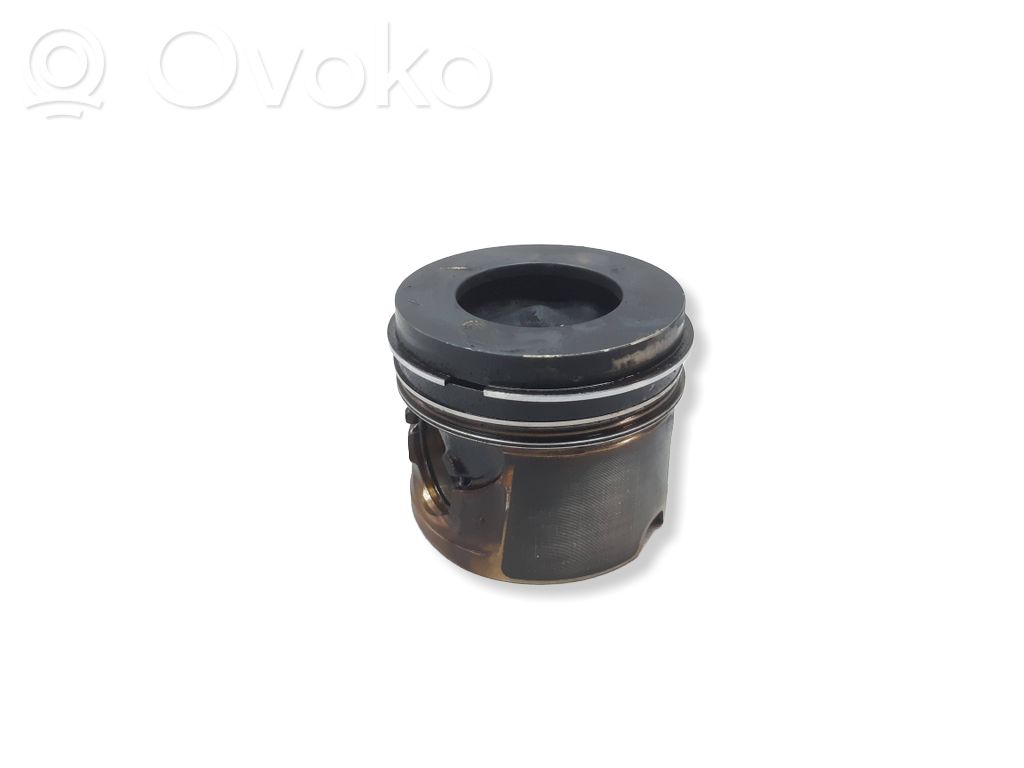 BMW 5 F10 F11 Piston 