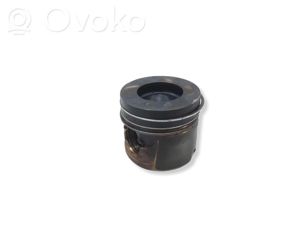 BMW 5 F10 F11 Piston 