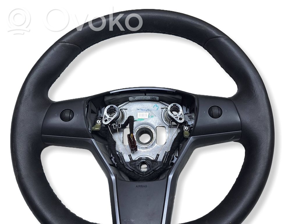Steering wheel   108568200B