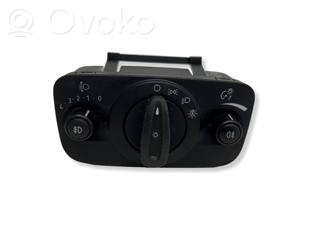 Ford Kuga II Light switch 