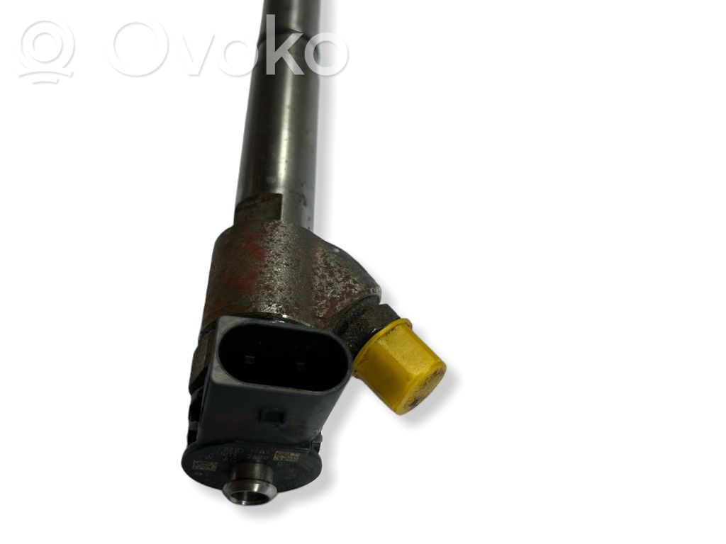 Inyector de combustible   059130278M,0445110