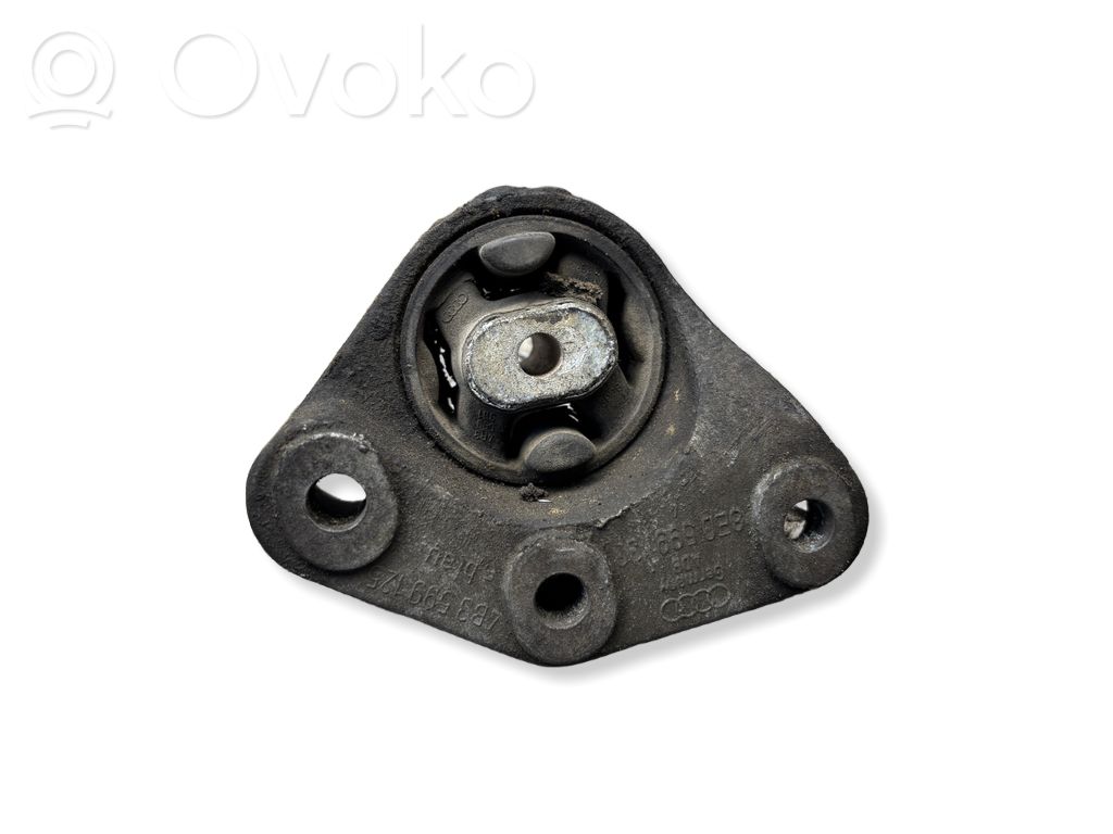Audi A8 S8 D2 4D Podpora / Wspornik tylnego mechanizmu różnicowego 