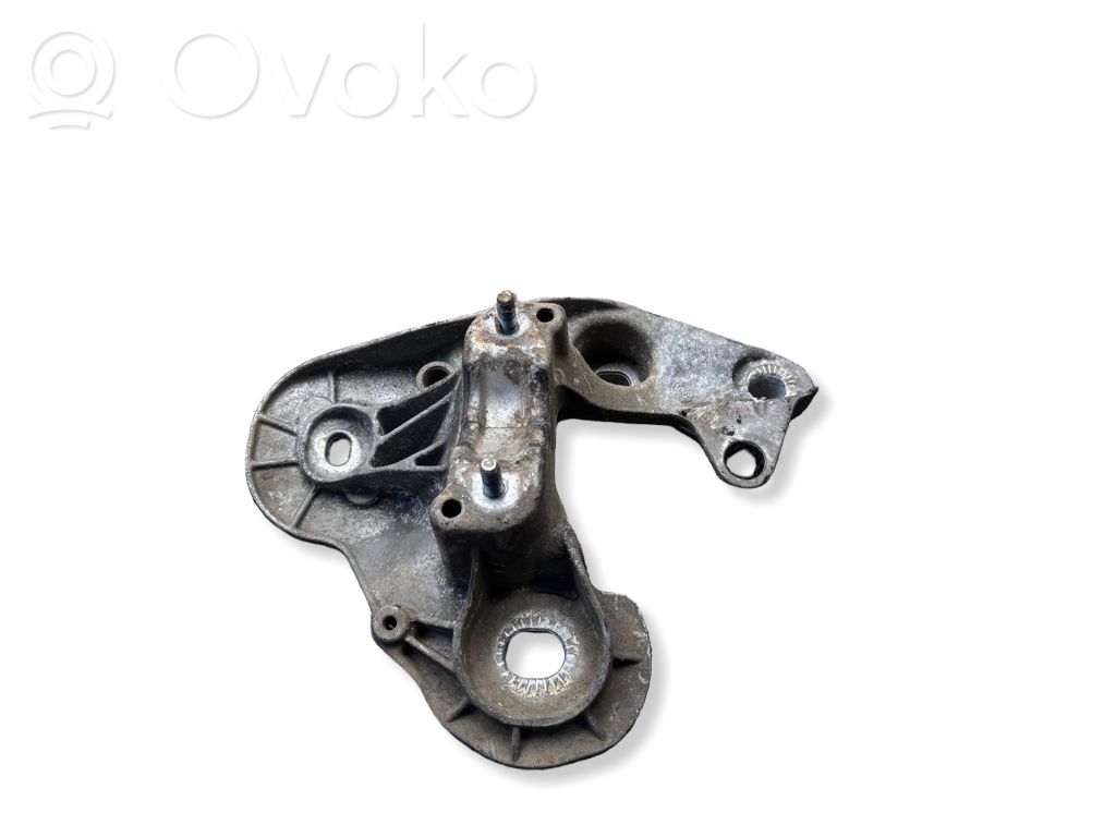 Engine mounting bracket   4F0199351E