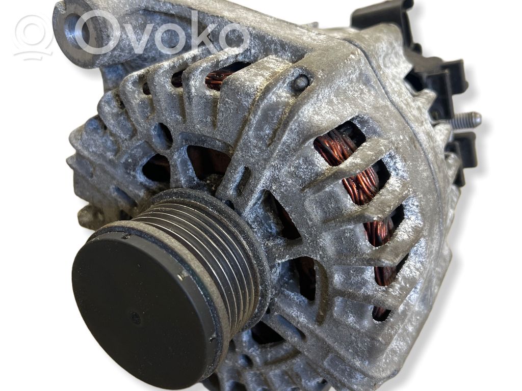 BMW 3 F30 F35 F31 Ģenerators 