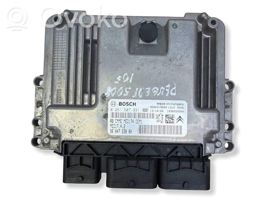 Peugeot 5008 Engine control unit/module 