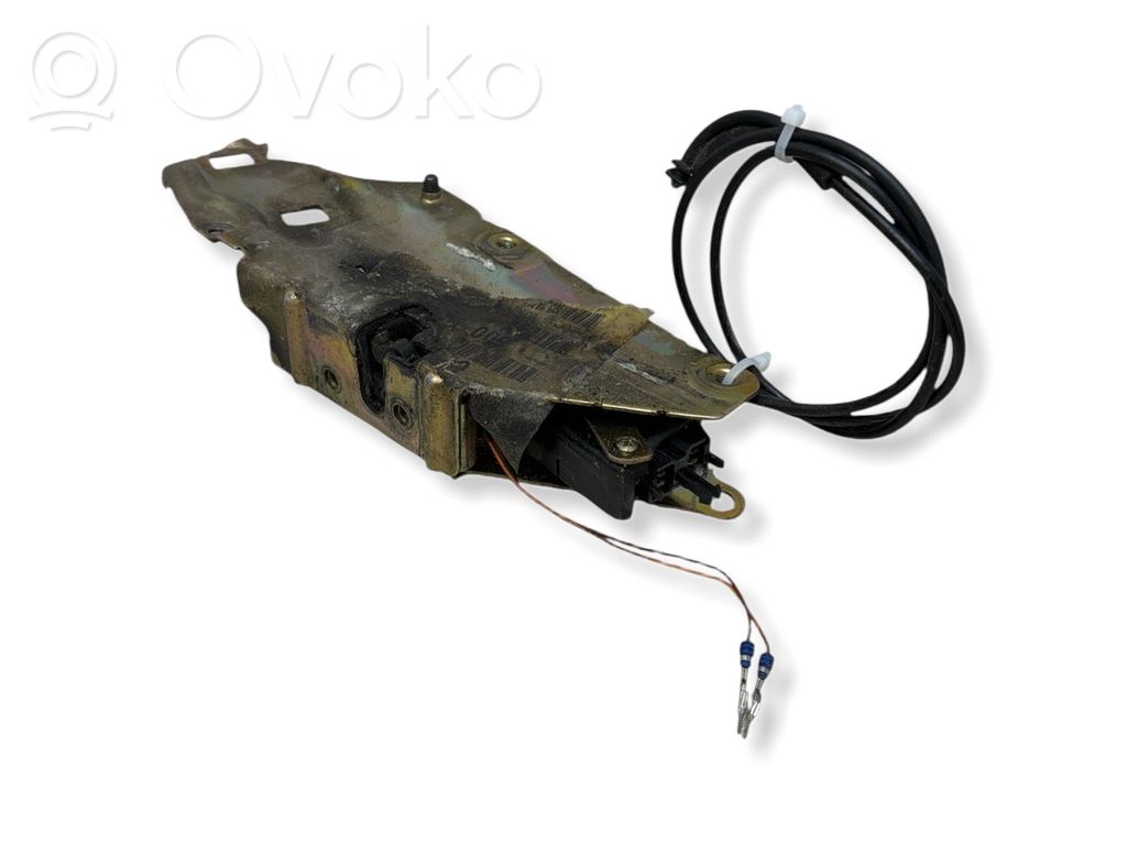 Etuoven lukko