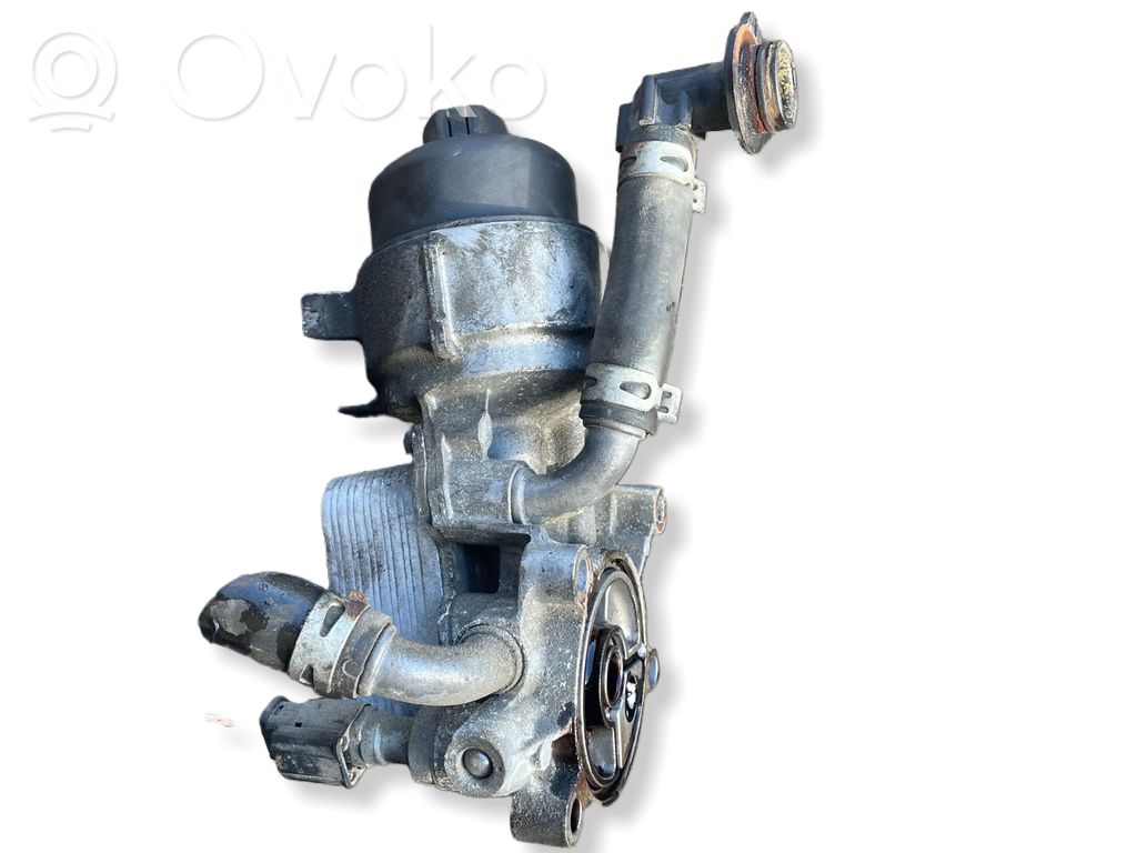 Ford Mondeo MK IV Oil filter mounting bracket 