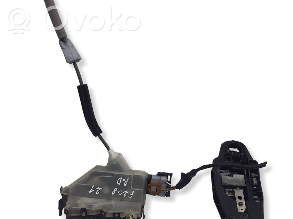 Peugeot 208 II Front door lock 
