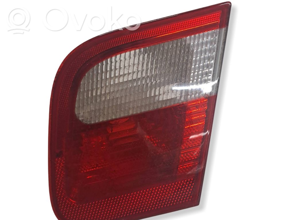 BMW 3 E46 Tailgate rear/tail lights 