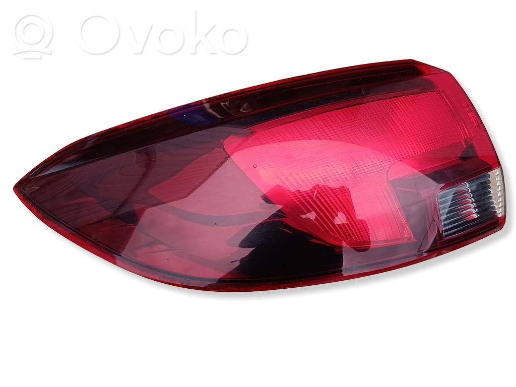 Opel Astra K Lampa tylna 