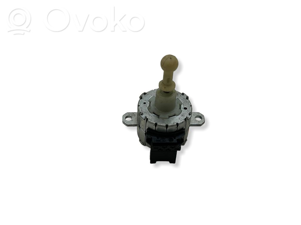 BMW 3 E90 E91 Headlight level adjustment motor 